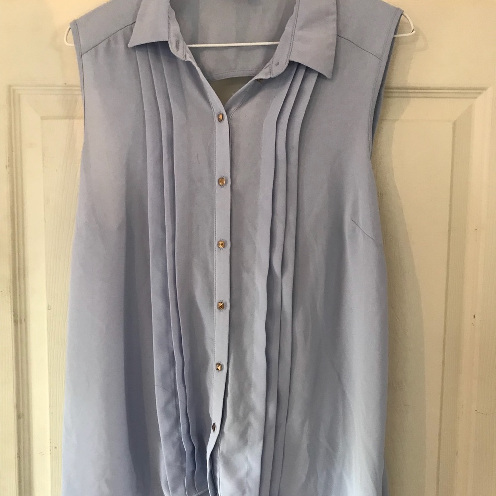 Sleeve less high low blouse